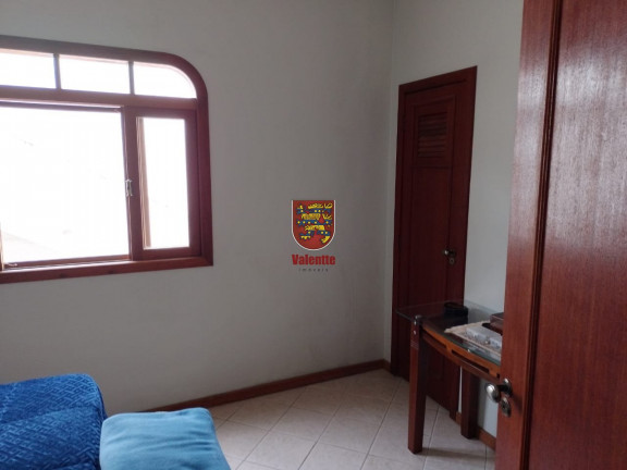 Imagem Casa com 3 Quartos à Venda, 440 m² em Balneário - Florianópolis Imagem Casa com 3 Quartos à Venda, 440 m² em Balneário - Florianópolis