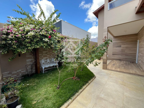 Imagem Casa com 4 Quartos à Venda, 360 m² em Candeias - Vitória Da Conquista Imagem Casa com 4 Quartos à Venda, 360 m² em Candeias - Vitória Da Conquista