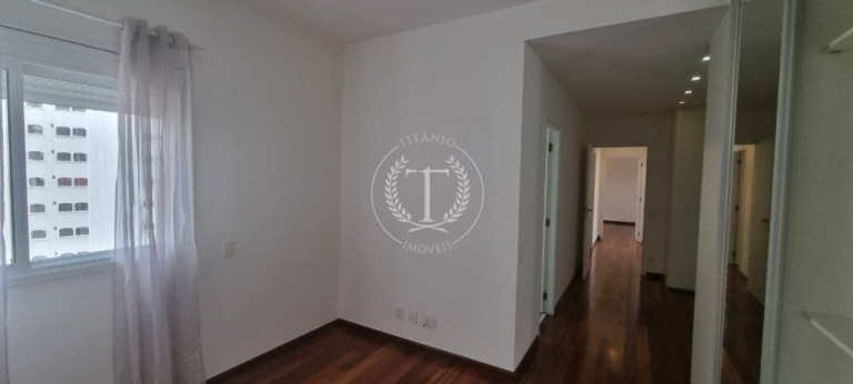 Imagem Apartamento com 3 Quartos à Venda, 195 m² em Vila Sofia - São Paulo