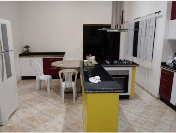 Imagem Casa com 4 Quartos à Venda, 1.200 m² em Abadiânia