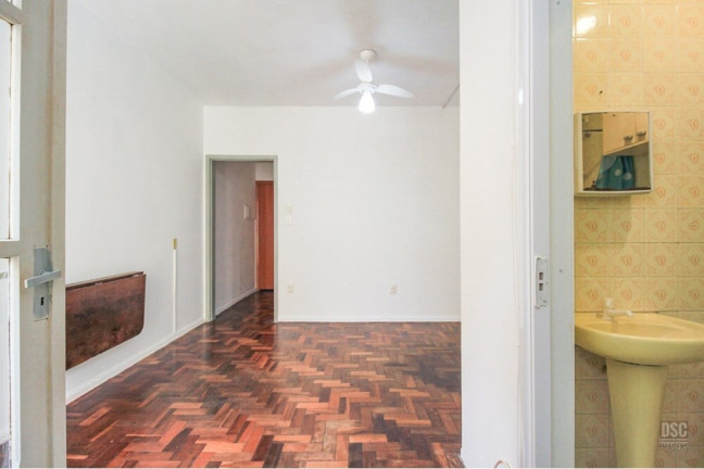 Imagem Imóvel com 1 Quarto à Venda, 26 m² em Santana - Porto Alegre Imagem Imóvel com 1 Quarto à Venda, 26 m² em Santana - Porto Alegre