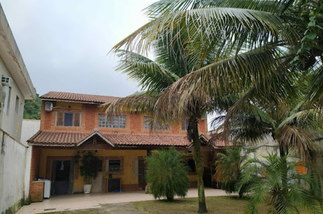 Imagem Casa com 3 Quartos à Venda, 336 m² em Canto Do Forte - Praia Grande Imagem Casa com 3 Quartos à Venda, 336 m² em Canto Do Forte - Praia Grande