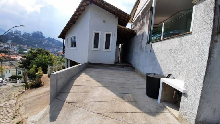 Imagem Casa com 2 Quartos à Venda, 106 m² em Tijuca - Teresópolis Imagem Casa com 2 Quartos à Venda, 106 m² em Tijuca - Teresópolis