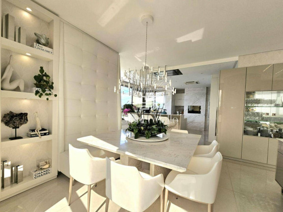 Imagem Apartamento com 4 Quartos à Venda, 210 m² em Frente Mar Sul - Balneário Camboriú