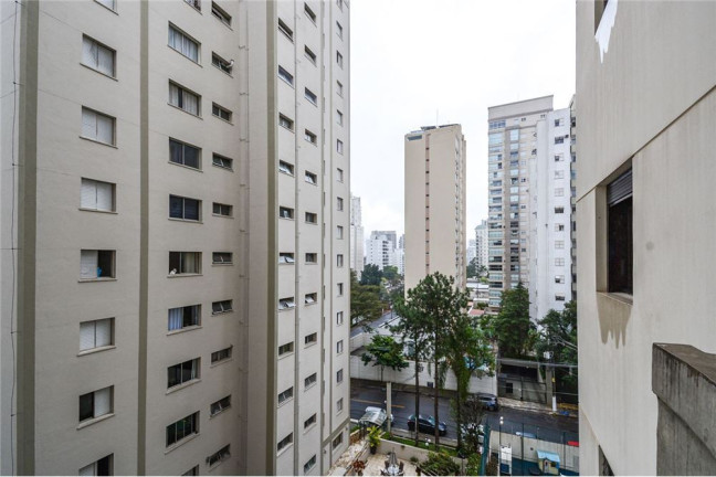 Imagem Imóvel com 3 Quartos à Venda,  em Campo Belo - São Paulo