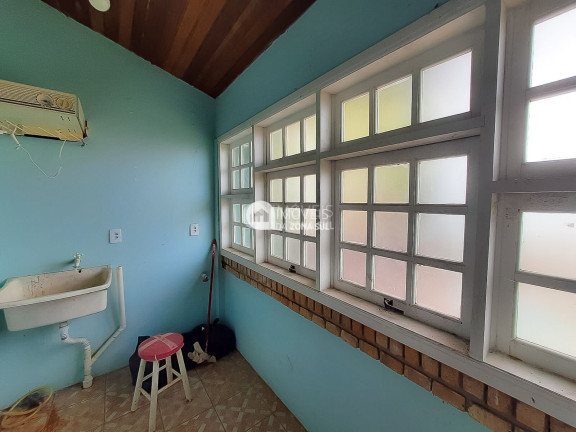 Imagem Casa com 4 Quartos à Venda, 190 m² Imagem Casa com 4 Quartos à Venda, 190 m²