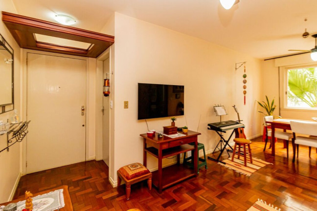 Imagem Apartamento com 2 Quartos à Venda, 84 m² em Menino Deus - Porto Alegre Imagem Apartamento com 2 Quartos à Venda, 84 m² em Menino Deus - Porto Alegre