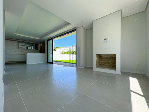 Imagem Casa de Condomínio com 3 Quartos à Venda, 215 m² em Camobi - Santa Maria Imagem Casa de Condomínio com 3 Quartos à Venda, 215 m² em Camobi - Santa Maria