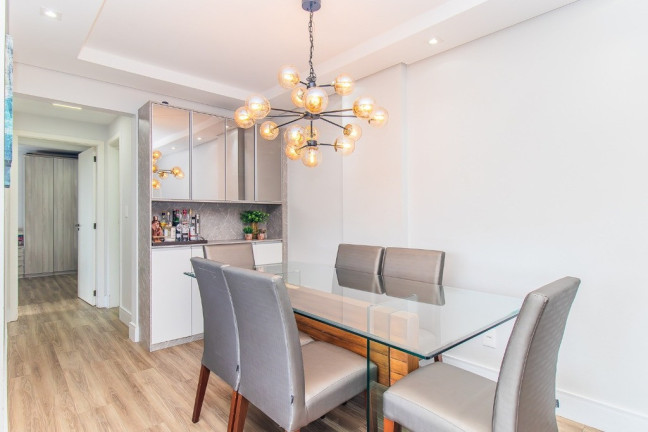 Imagem Imóvel com 2 Quartos à Venda, 79 m² em Higienópolis - Porto Alegre Imagem Imóvel com 2 Quartos à Venda, 79 m² em Higienópolis - Porto Alegre