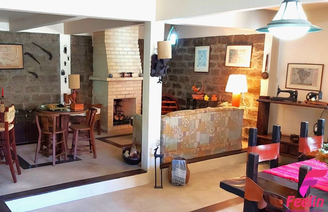 Imagem Casa com 3 Quartos à Venda, 280 m² em Armação - Florianópolis Imagem Casa com 3 Quartos à Venda, 280 m² em Armação - Florianópolis