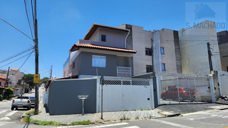Casa com 3 Quartos à Venda, 250 m² em Vila Camilópolis - Santo André