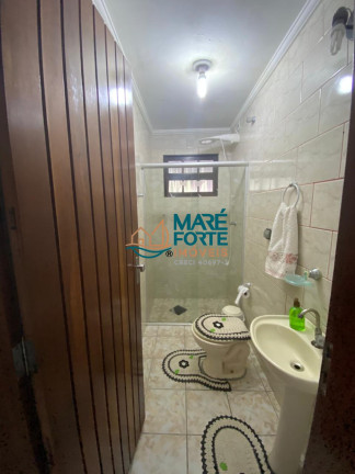 Imagem Sobrado com 4 Quartos à Venda, 220 m² em Jardim Samambaia - Ubatuba Imagem Sobrado com 4 Quartos à Venda, 220 m² em Jardim Samambaia - Ubatuba