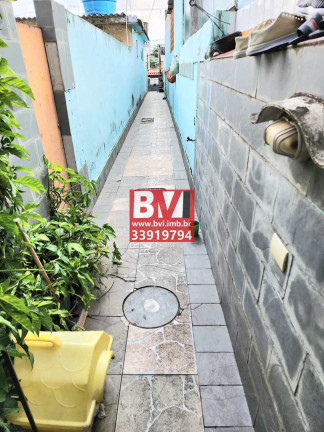 Casa com 4 Quartos à Venda, 320 m² em Cordovil - Rio De Janeiro