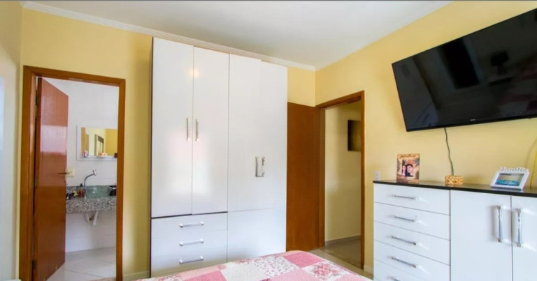 Imagem Imóvel com 3 Quartos à Venda, 200 m² em Vila Pires - Santo André Imagem Imóvel com 3 Quartos à Venda, 200 m² em Vila Pires - Santo André