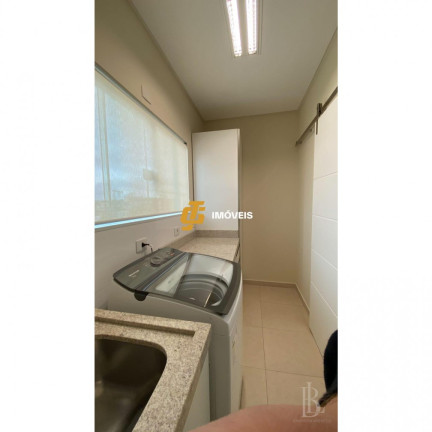 Imagem Casa com 3 Quartos à Venda, 387 m² em Areias - Camboriú Imagem Casa com 3 Quartos à Venda, 387 m² em Areias - Camboriú