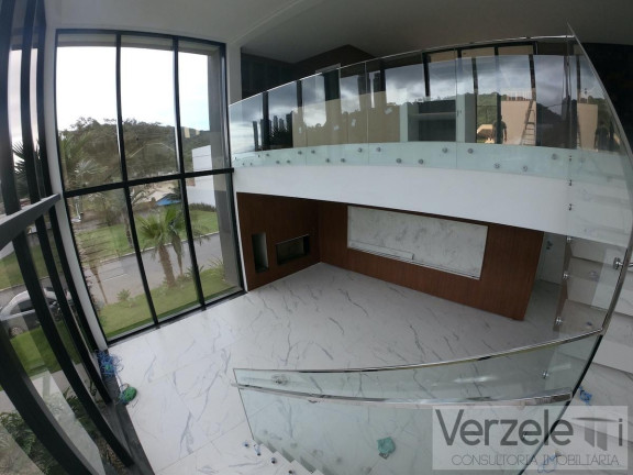 Imagem Casa com 4 Quartos à Venda, 530 m² em Barra - Balneário Camboriú