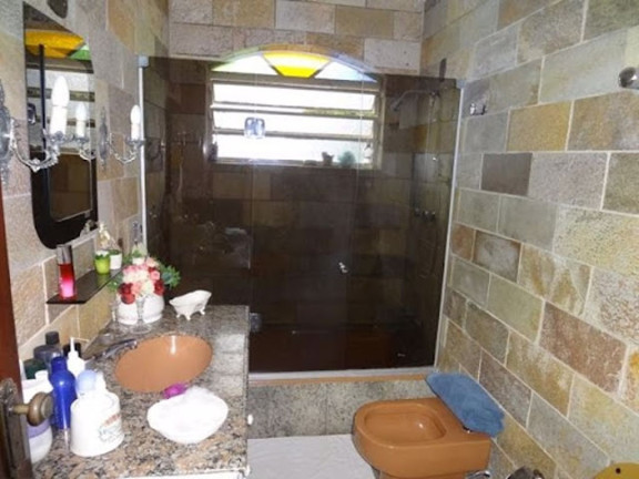 Imagem Casa com 3 Quartos à Venda, 400 m² em Vila Santista - Atibaia Imagem Casa com 3 Quartos à Venda, 400 m² em Vila Santista - Atibaia