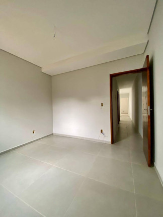 Imagem Casa com 2 Quartos à Venda, 125 m² em Jardim Ypê - Botucatu
