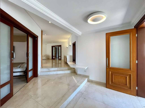 Imagem Casa de Condomínio com 5 Quartos à Venda,  em São Paulo Ii - Cotia