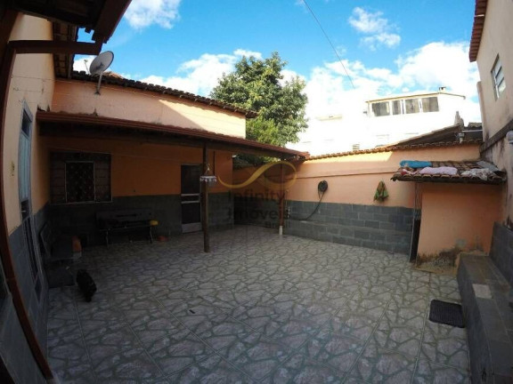 Imagem Casa com 3 Quartos à Venda, 290 m² em Santa Terezinha - Belo Horizonte