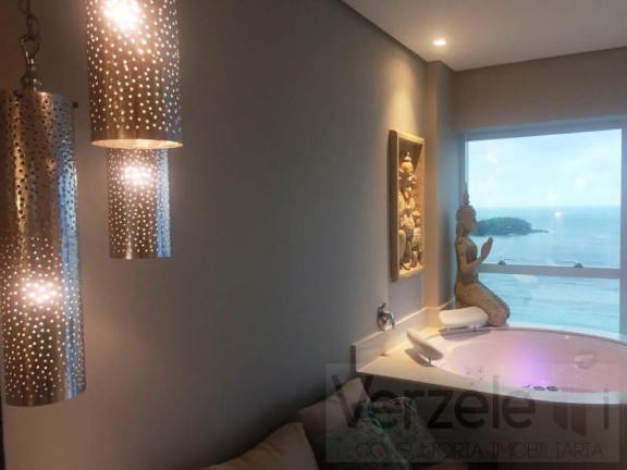 Imagem Apartamento com 3 Quartos para Alugar, 182 m² em Centro - Balneário Camboriú