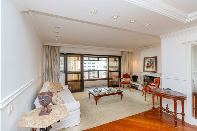 Imagem Imóvel com 4 Quartos à Venda, 155 m² em Moema - São Paulo Imagem Imóvel com 4 Quartos à Venda, 155 m² em Moema - São Paulo