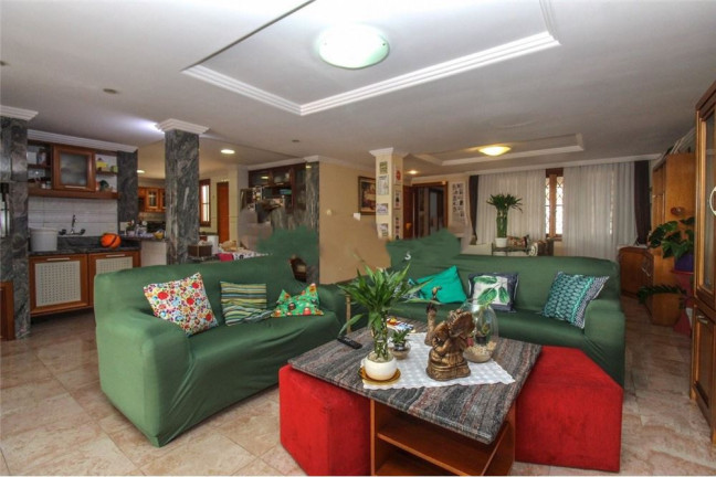 Imagem Casa com 3 Quartos à Venda, em Medianeira - Porto Alegre Imagem Casa com 3 Quartos à Venda, em Medianeira - Porto Alegre