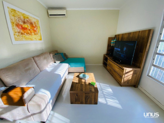 Imagem Casa com 3 Quartos à Venda, 360 m² em Barreiros - São José