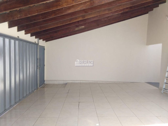 Imagem Casa com 2 Quartos à Venda, 200 m² em Jardim Espanha - Uberaba Imagem Casa com 2 Quartos à Venda, 200 m² em Jardim Espanha - Uberaba