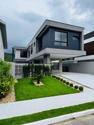 Imagem Casa com 3 Quartos à Venda, 289 m² em Santa Regina - Camboriú Imagem Casa com 3 Quartos à Venda, 289 m² em Santa Regina - Camboriú