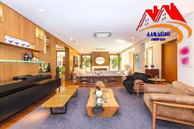 Imagem Casa com 4 Quartos à Venda, 1.314 m² em Cidade Jardim - São Paulo Imagem Casa com 4 Quartos à Venda, 1.314 m² em Cidade Jardim - São Paulo