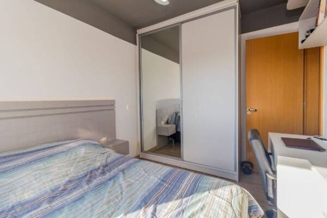 Imagem Apartamento com 3 Quartos à Venda, 81 m² em Porto Alegre Imagem Apartamento com 3 Quartos à Venda, 81 m² em Porto Alegre