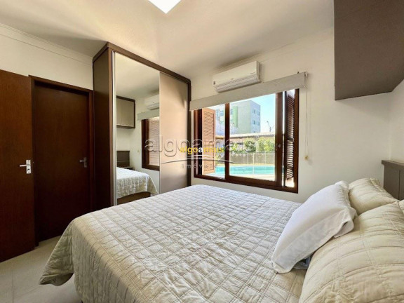 Imagem Casa com 4 Quartos à Venda, 600 m² em Centro - Xangri-lá Imagem Casa com 4 Quartos à Venda, 600 m² em Centro - Xangri-lá