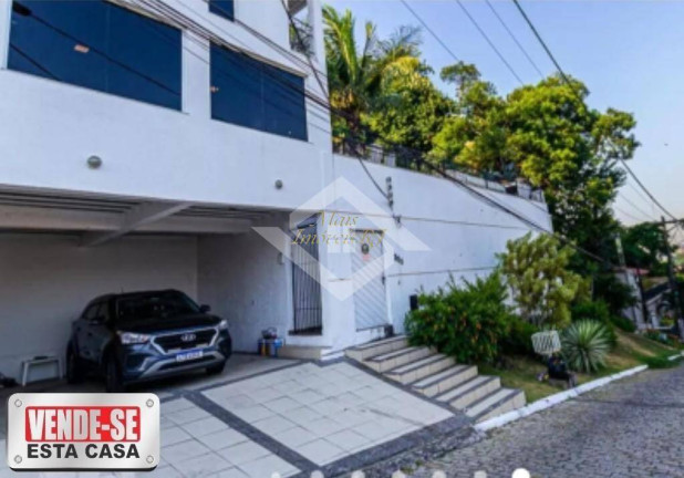 Imagem Casa com 4 Quartos à Venda, 450 m² em Badu - Niterói Imagem Casa com 4 Quartos à Venda, 450 m² em Badu - Niterói