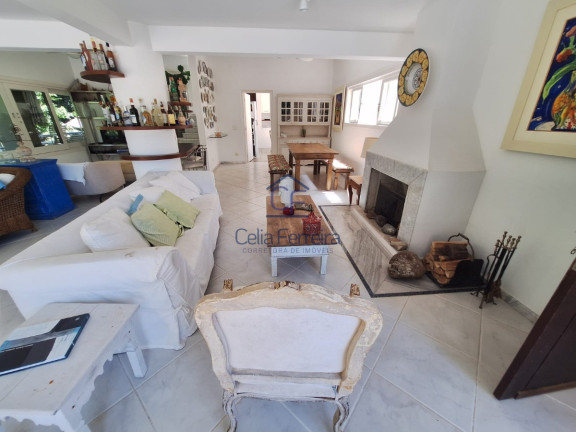 Imagem Casa com 4 Quartos à Venda, 410 m² em Guaecá - São Sebastião Imagem Casa com 4 Quartos à Venda, 410 m² em Guaecá - São Sebastião