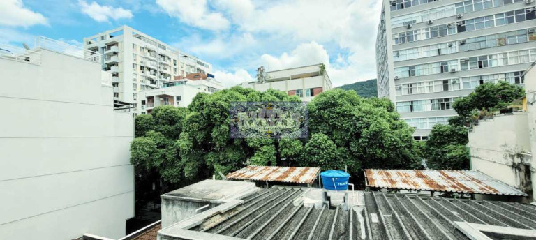 Imagem Apartamento com 3 Quartos à Venda, 110 m² em Laranjeiras - Rio De Janeiro Imagem Apartamento com 3 Quartos à Venda, 110 m² em Laranjeiras - Rio De Janeiro