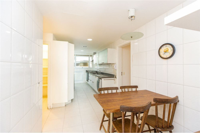 Imagem Apartamento com 3 Quartos à Venda, 181 m² em Moema - São Paulo Imagem Apartamento com 3 Quartos à Venda, 181 m² em Moema - São Paulo