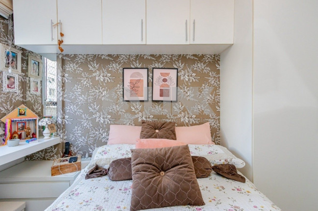 Imagem Apartamento com 2 Quartos à Venda, 58 m² em Passo Da Areia - Porto Alegre