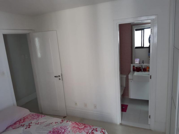 Imagem Apartamento com 3 Quartos à Venda, 130 m² em Itaigara - Salvador Imagem Apartamento com 3 Quartos à Venda, 130 m² em Itaigara - Salvador