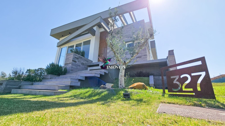 Imagem Casa com 3 Quartos à Venda, 257 m² em Centro - Nova Santa Rita Imagem Casa com 3 Quartos à Venda, 257 m² em Centro - Nova Santa Rita
