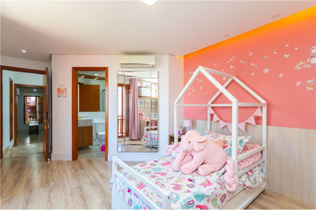 Imagem Casa com 3 Quartos à Venda, 220 m² em Partenon - Porto Alegre Imagem Casa com 3 Quartos à Venda, 220 m² em Partenon - Porto Alegre