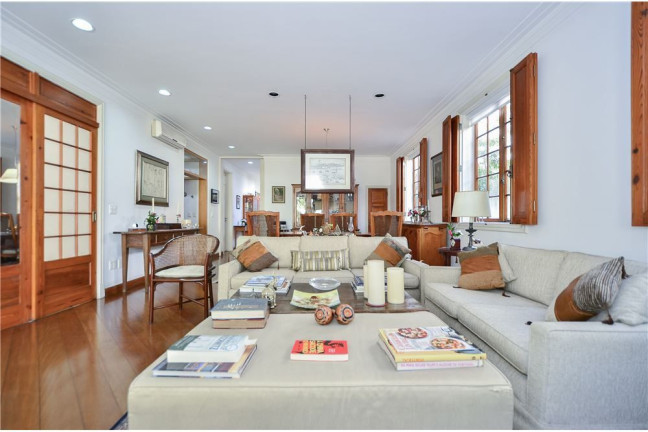 Imagem Casa com 4 Quartos à Venda, 312 m² em Butantã - São Paulo Imagem Casa com 4 Quartos à Venda, 312 m² em Butantã - São Paulo