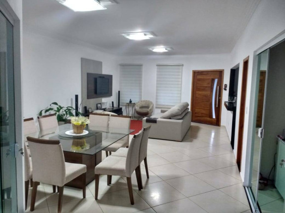 Imagem Casa com 3 Quartos à Venda, em Castelos - Tremembé Imagem Casa com 3 Quartos à Venda, em Castelos - Tremembé