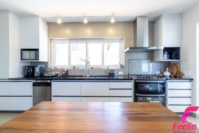 Imagem Casa com 2 Quartos à Venda, 223 m² em Rio Tavares - Florianópolis Imagem Casa com 2 Quartos à Venda, 223 m² em Rio Tavares - Florianópolis