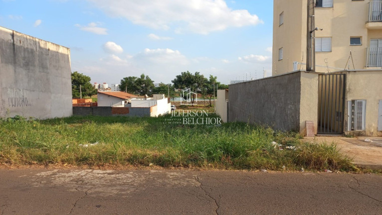 Imagem Terreno à Venda, 250 m² em Jardim Novo Ii - Mogi Guaçu Imagem Terreno à Venda, 250 m² em Jardim Novo Ii - Mogi Guaçu