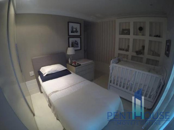 Imagem Apartamento com 3 Quartos à Venda, 220 m² em Centro - Balneário Camboriú Imagem Apartamento com 3 Quartos à Venda, 220 m² em Centro - Balneário Camboriú