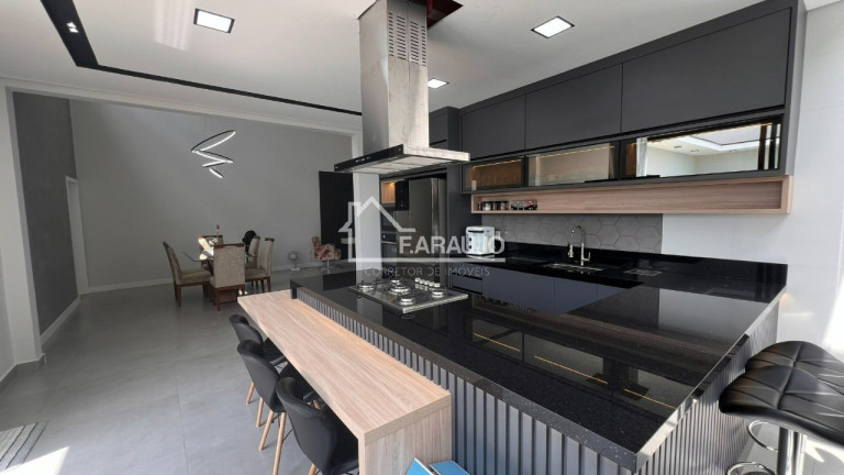 Imagem Imóvel com 3 Quartos à Venda, em Brigadeiro Tobias - Sorocaba Imagem Imóvel com 3 Quartos à Venda, em Brigadeiro Tobias - Sorocaba
