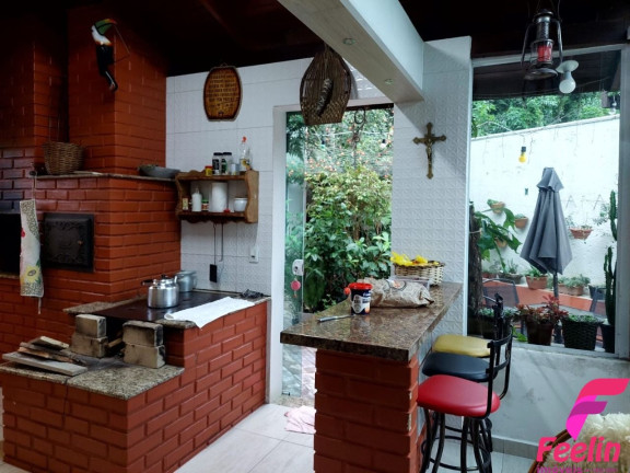 Imagem Casa com 3 Quartos à Venda, 360 m² em Rio Tavares - Florianópolis Imagem Casa com 3 Quartos à Venda, 360 m² em Rio Tavares - Florianópolis