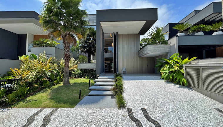 Casa com 5 Quartos à Venda, 352 m² em Riviera De São Lourenço - Bertioga