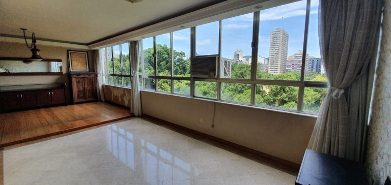 Apartamento com 3 Quartos à Venda, 146 m² em Icarai - Niterói
